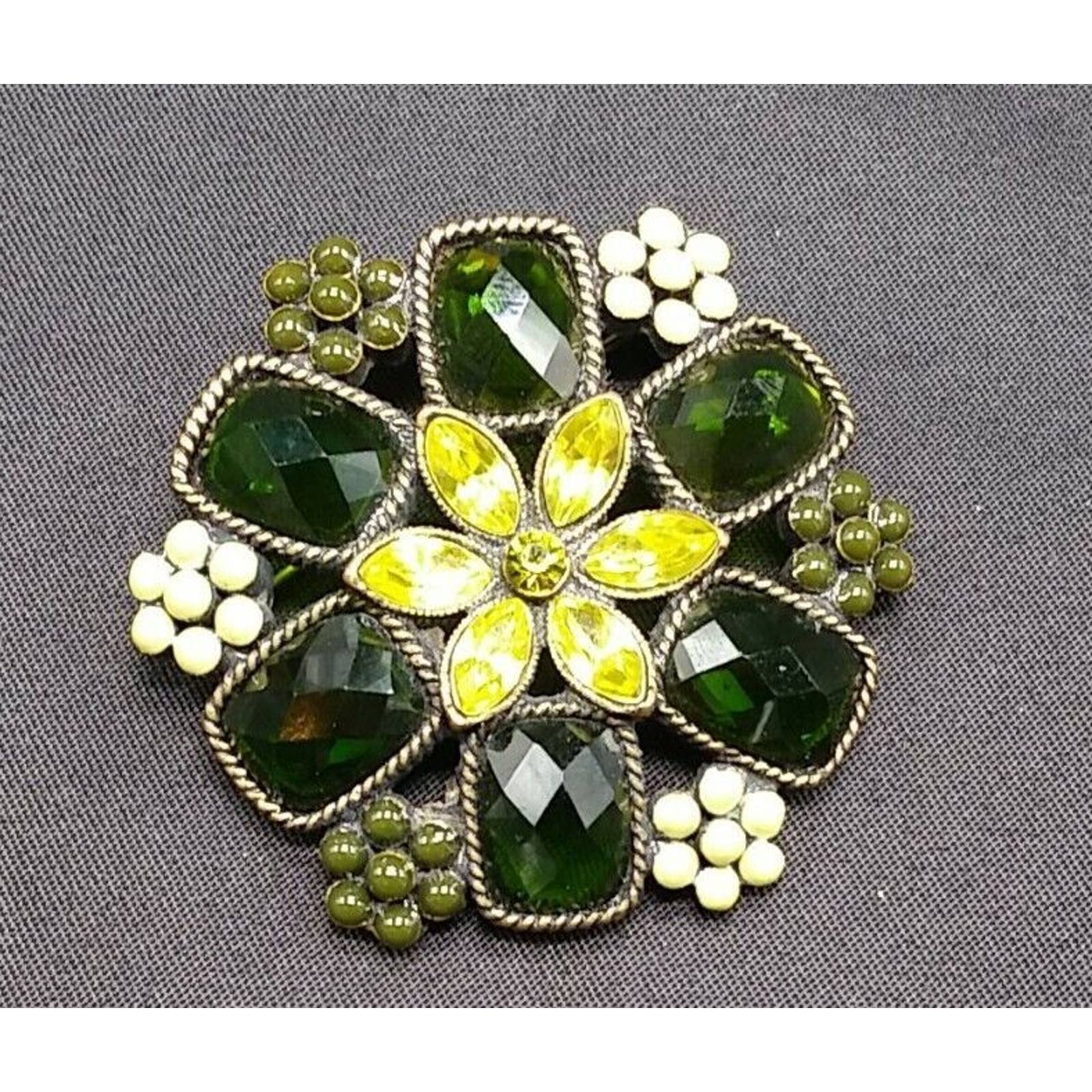 Vintage 1928 Bronze Tone Floral Green Yellow Rhinestone Crystals Beads Brooch 25$